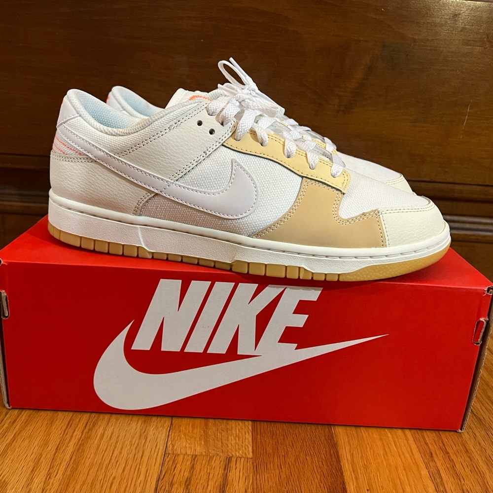 Nike Dunks Sanddrift